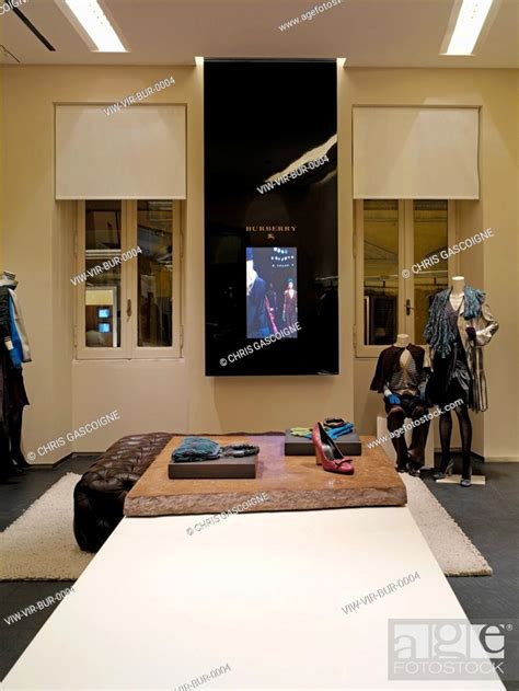 Burberry, Rome, Italy, Architect Virgile And Stone Associates Ltd 